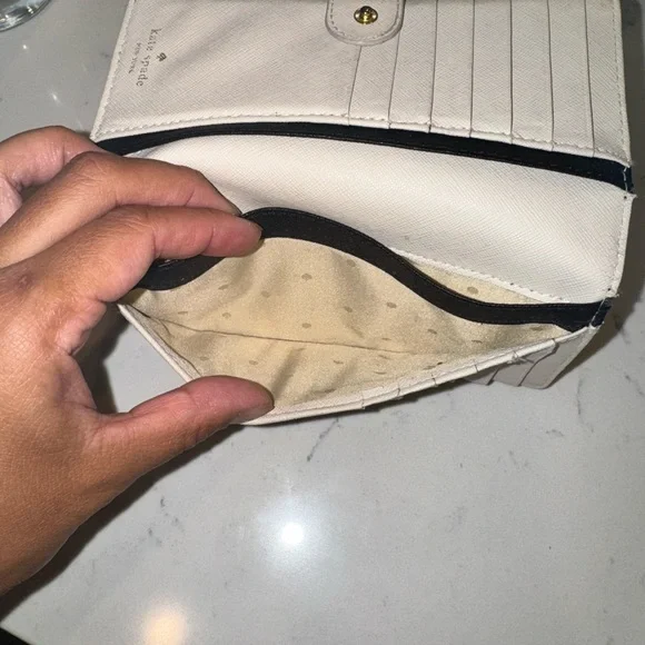 Kate Spade Black and Cream Bow Wallet - Picture 11 of 12